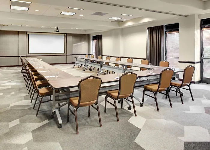 Hyatt Place Tampa Busch Gardens